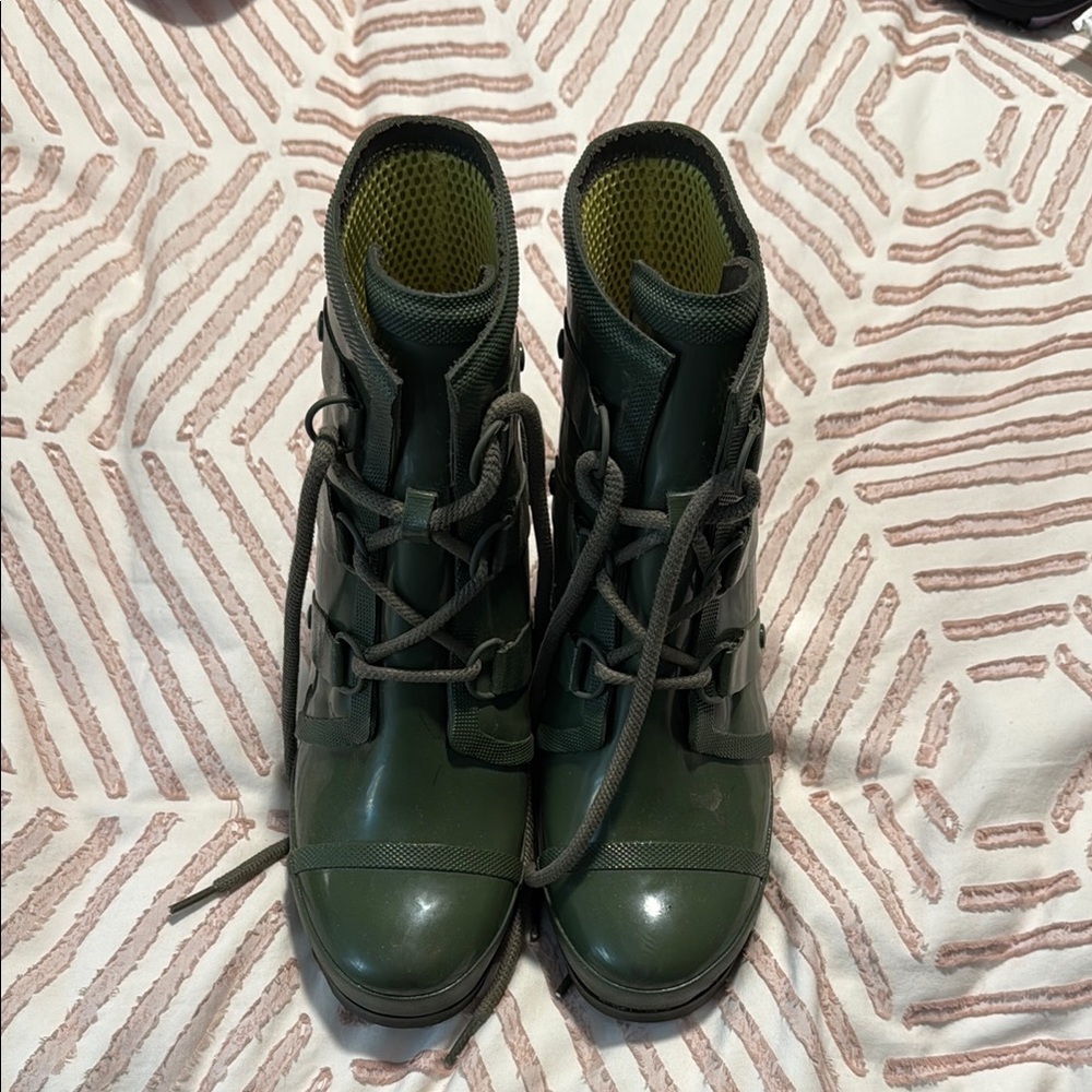Sorel Dark Green Wedge Rain Boots
